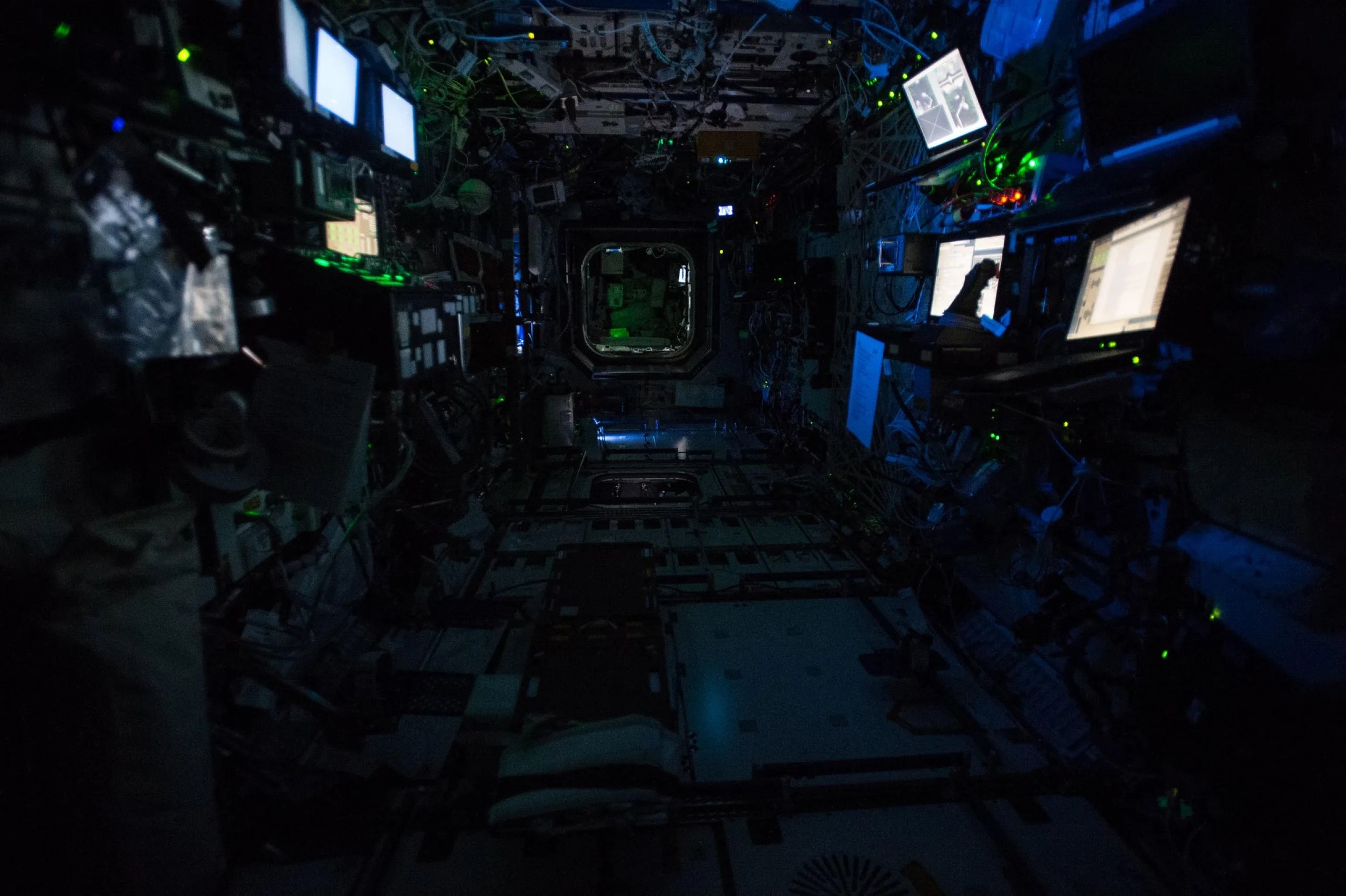 Noche a bordo de la ISS