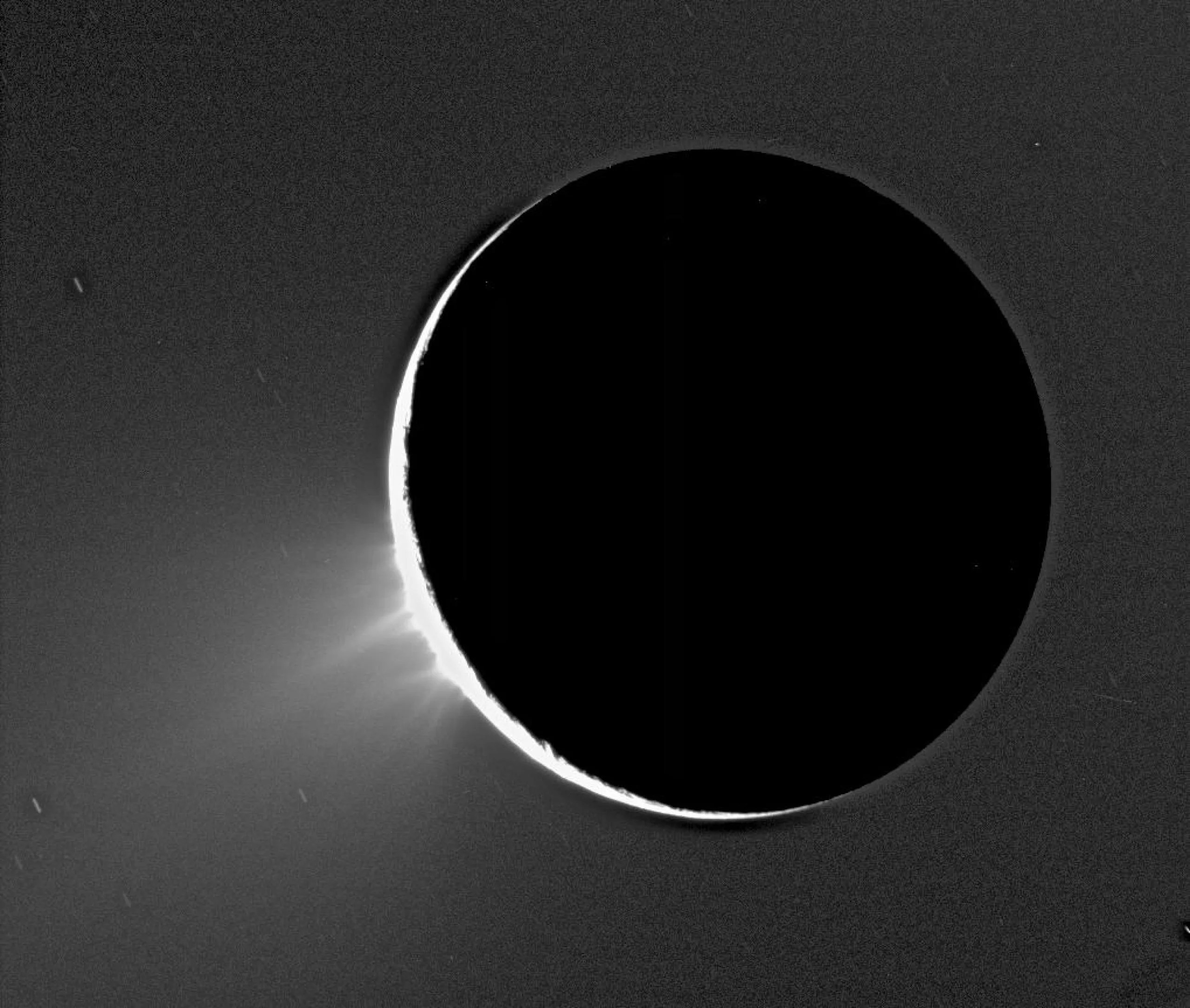 2_enceladus_plume_pic.jpeg