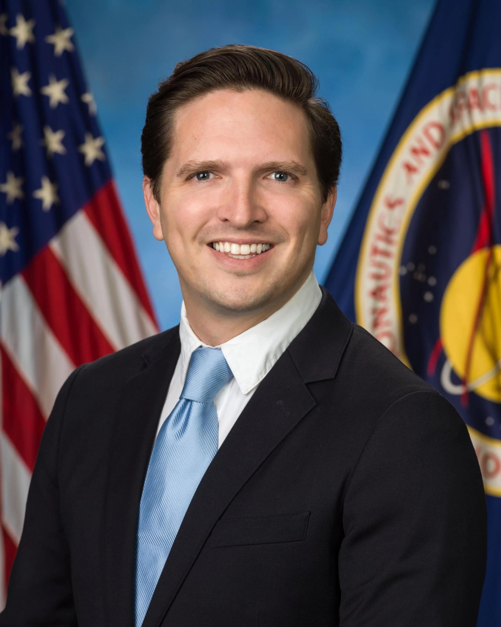 Christoper Roberts photo.jpg