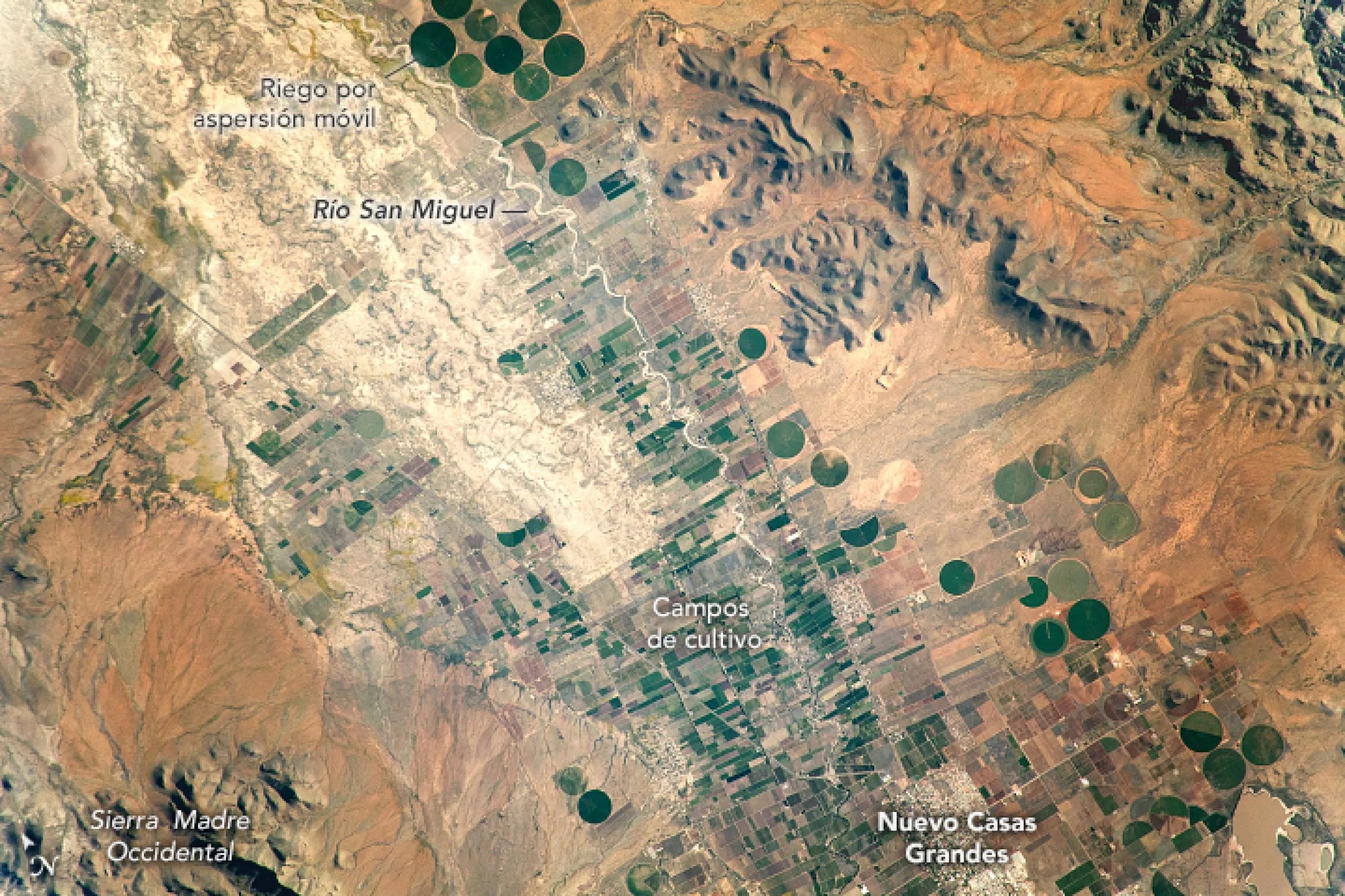 Imagen satelital de actividad agrícola en el desierto mexicano de Chihuahua