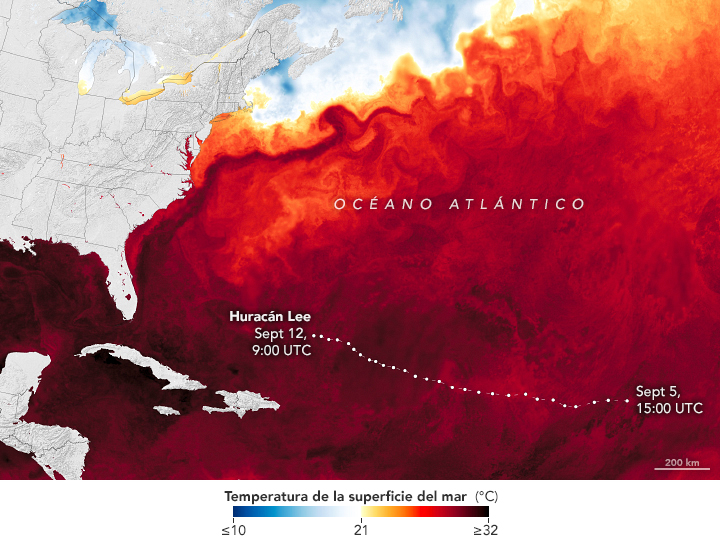 Mapa que muestra la temperatura de la superficie del mar y el huracán Lee.
